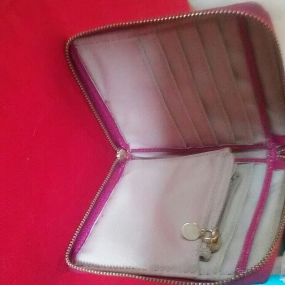 Small Wallet - Picture 3 of 4